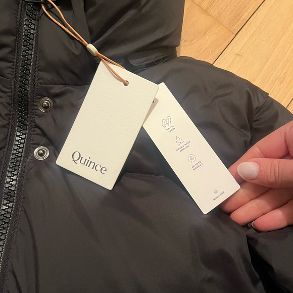 Quince Women's Responsible Long Down Puffer Jacket Black XS New with tags NWT - Picture 10 of 15
